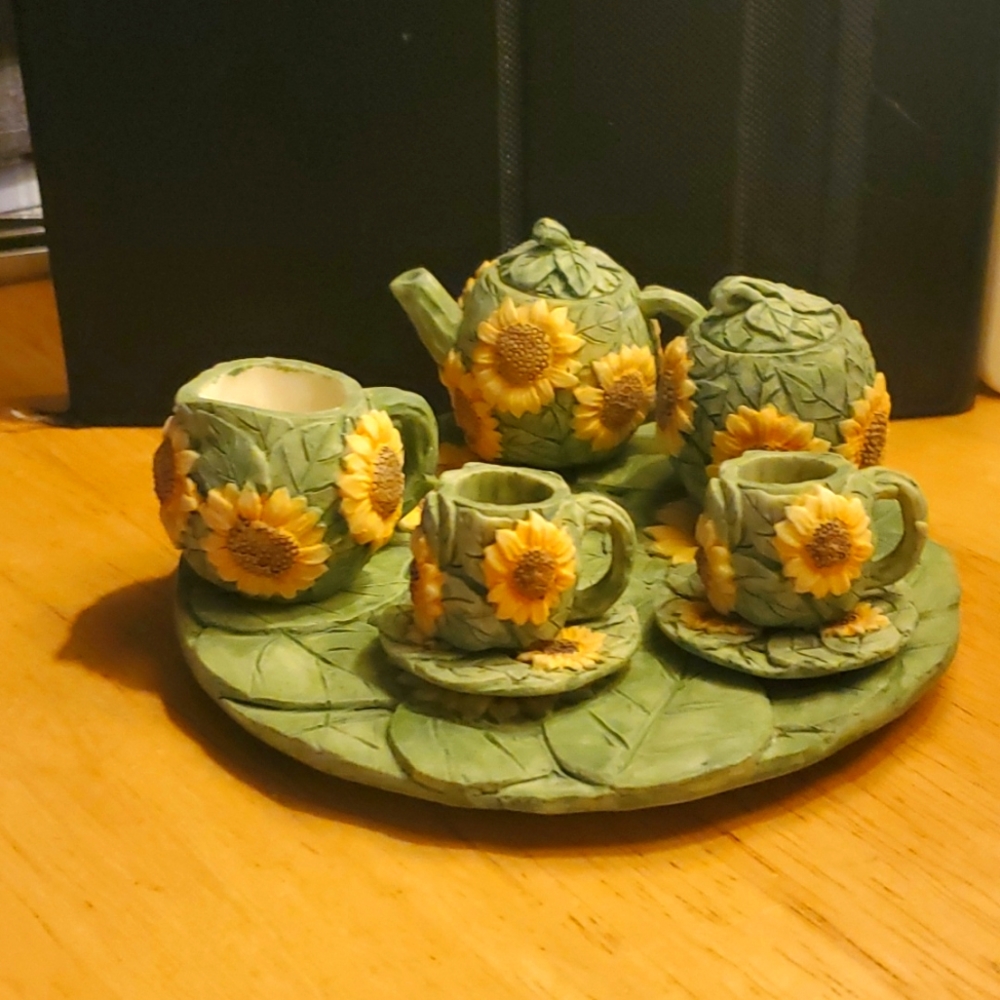 Miniature Sunflower Tea Set